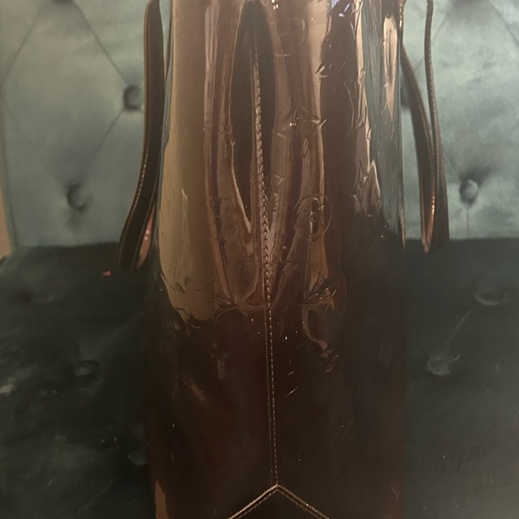 Louis Vuitton Patent Leather Large Tote - Brown - Picture 5 of 7